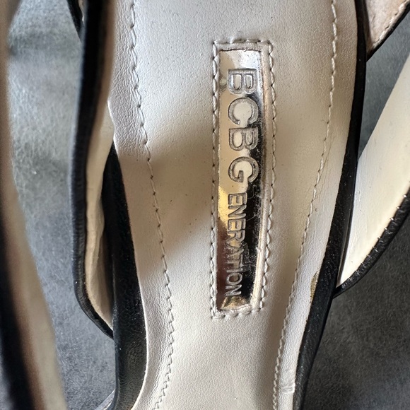 BCBG Heels size 6.5 - Picture 3 of 9